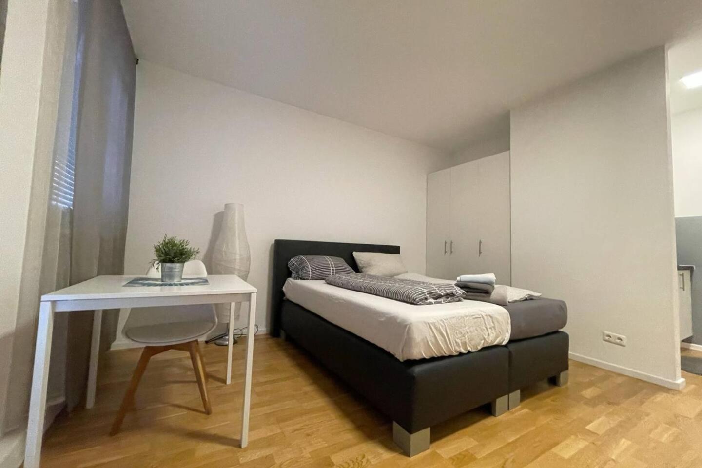 Simplex Apartments Am Ludwigsplatz Karlsruhe Bagian luar foto