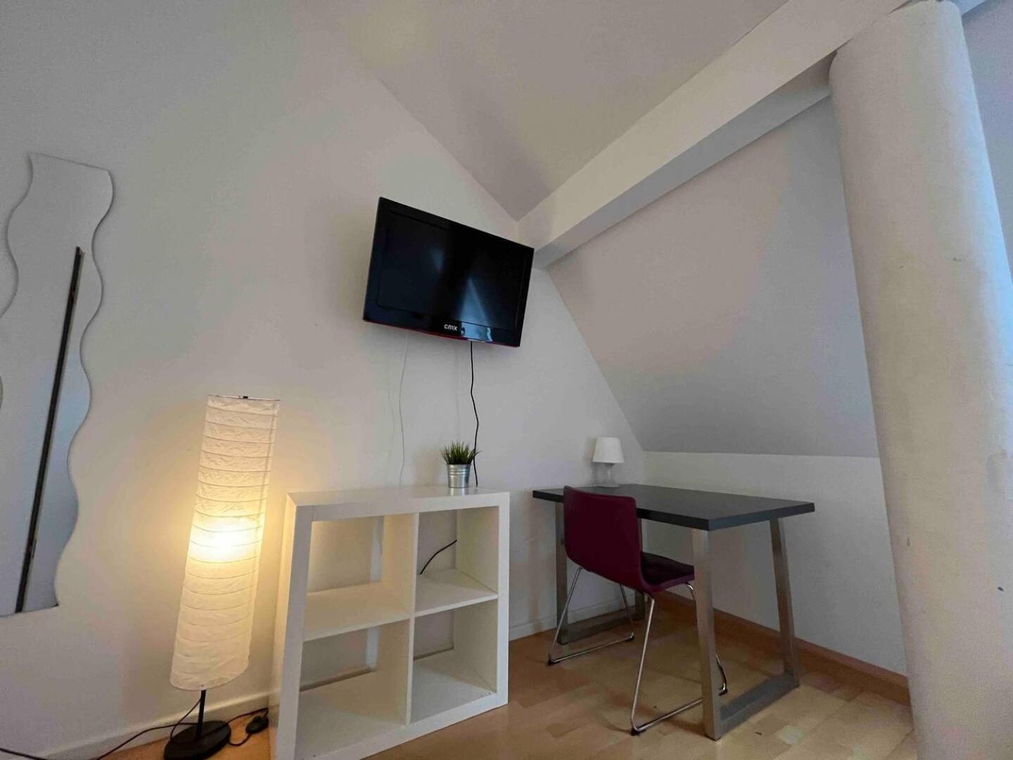 Simplex Apartments Am Ludwigsplatz Karlsruhe Bagian luar foto