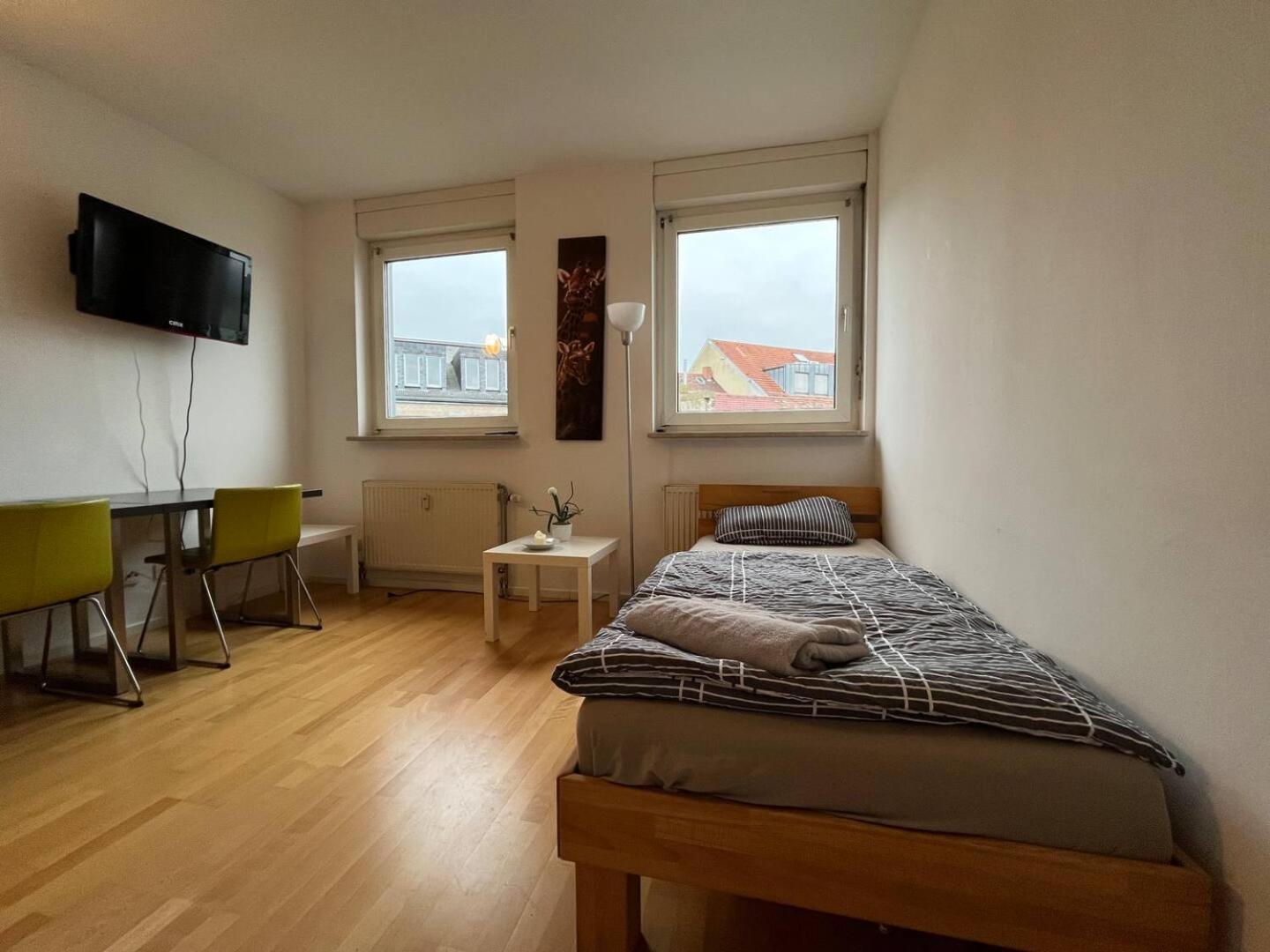 Simplex Apartments Am Ludwigsplatz Karlsruhe Bagian luar foto